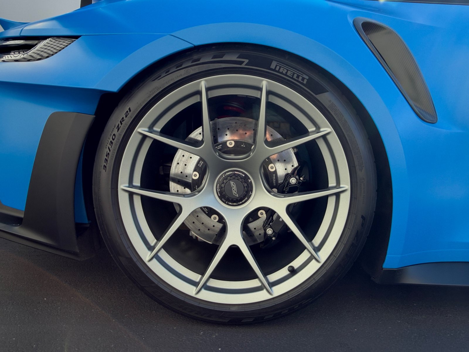 Used 2024 Porsche 911 GT3 RS RWD image 9