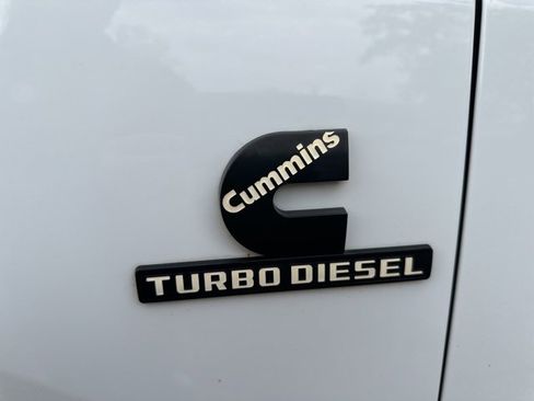 Used 2018 RAM 2500 SLT image 12