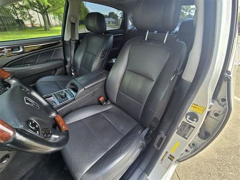 Used 2016 Hyundai Equus Ultimate RWD image 11