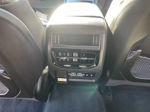 Used 2024 Jeep Grand Cherokee Limited 4xe AWD/4WD image 28