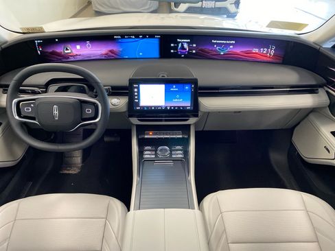 New 2026 Lincoln Nautilus Premier w/ Equipment Group 102A AWD/4WD image 10