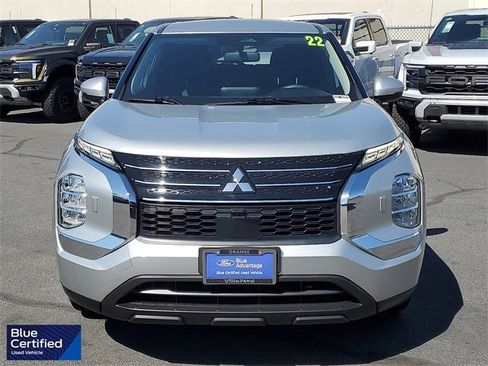 Used 2022 Mitsubishi Outlander ES image 26
