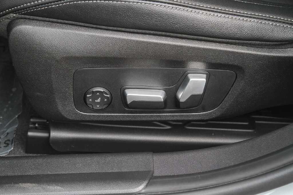 Certified 2023 BMW M340i RWD image 18