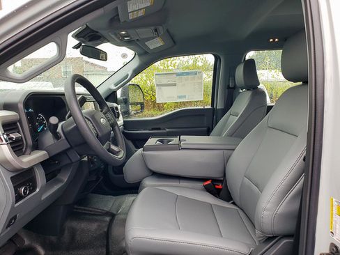 New 2026 Ford F350 XL w/ XL Off-Road Package image 7