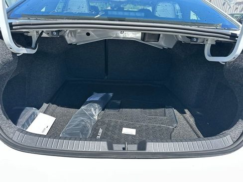 New 2026 Volkswagen Jetta SE FWD image 23