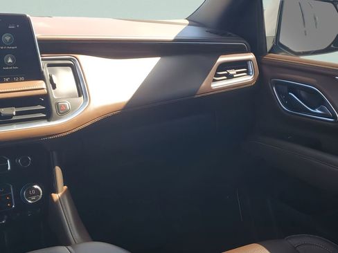 Used 2021 Chevrolet Suburban High Country image 26