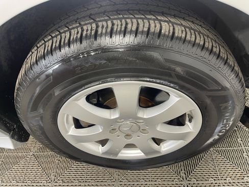 Used 2007 Mercedes-Benz R 350 4MATIC image 11