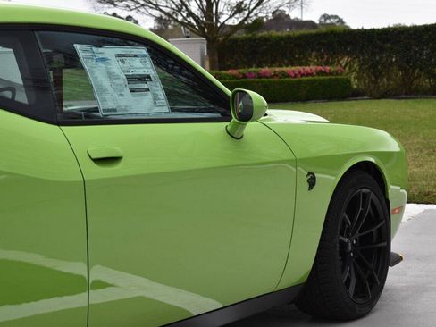 Used 2023 Dodge Challenger SRT Hellcat RWD image 22