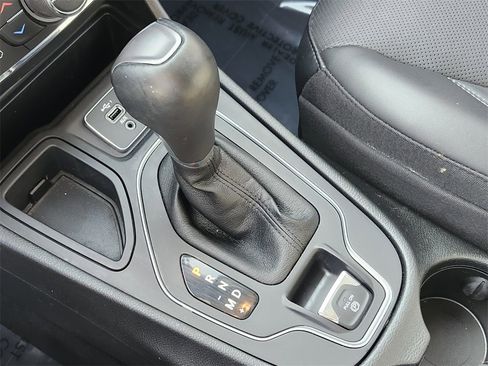 Used 2022 Jeep Cherokee Latitude Lux image 24