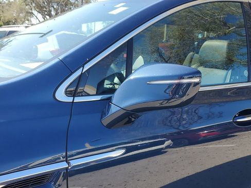 Used 2023 Buick Enclave Essence w/ Experience Buick Package image 12