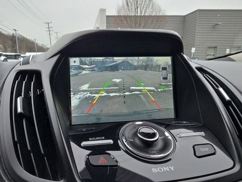 Used 2017 Ford Escape Titanium image 16