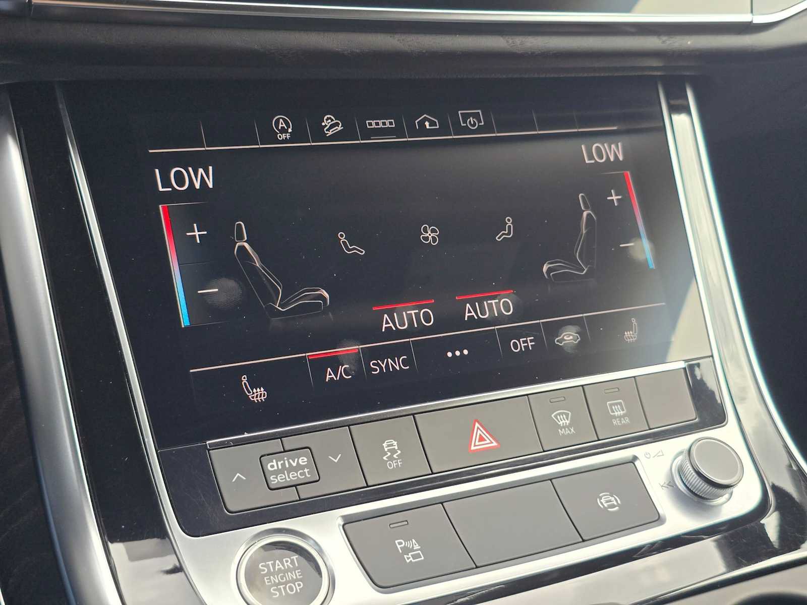 Used 2023 Audi Q7 2.0T Premium Plus w/ Premium Plus Package AWD/4WD image 28