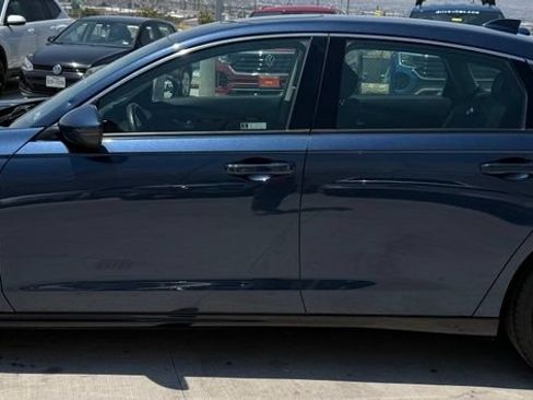 Used 2024 Honda Accord Touring image 6