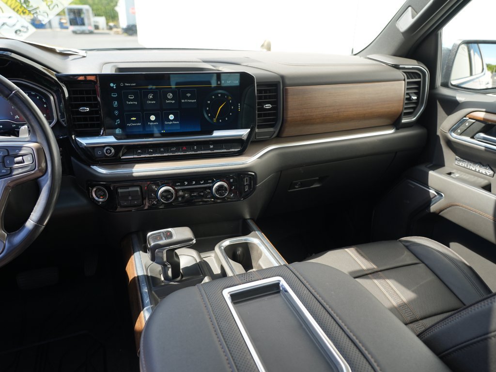 Certified 2022 Chevrolet Silverado 1500 High Country AWD/4WD image 23