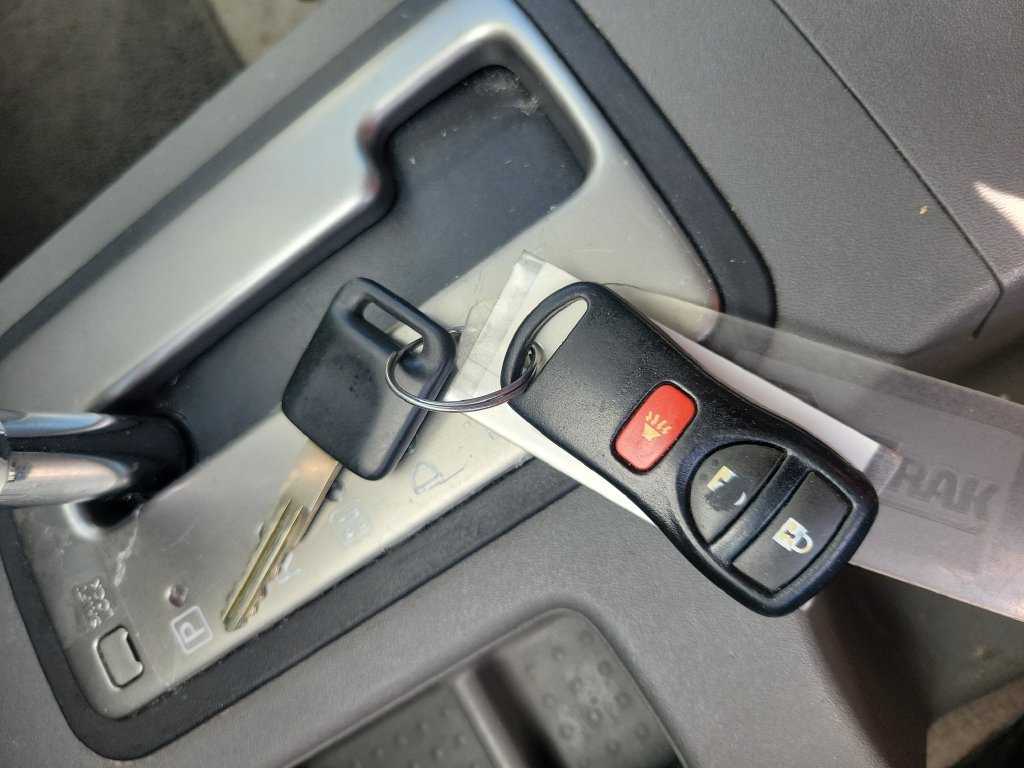Used 2012 Nissan Frontier SV RWD image 33