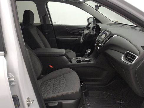 Used 2024 Chevrolet Equinox LT w/ LPO, Floor Liner Package image 21