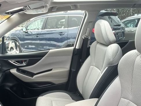 Certified 2023 Subaru Forester Premium image 32