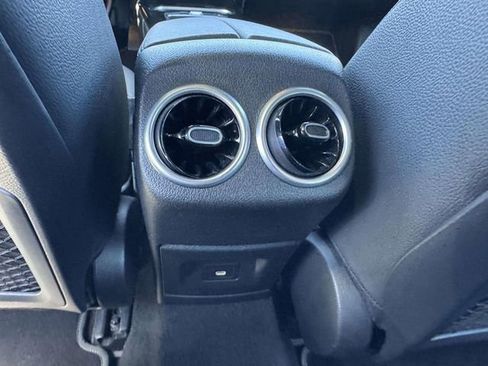 Used 2025 Mercedes-Benz CLA 250 4MATIC image 17