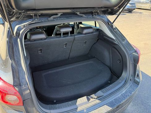 Used 2016 MAZDA MAZDA3 i Grand Touring image 5