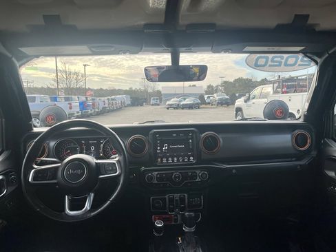 Used 2022 Jeep Gladiator Mojave w/ LED Lighting Group image 22