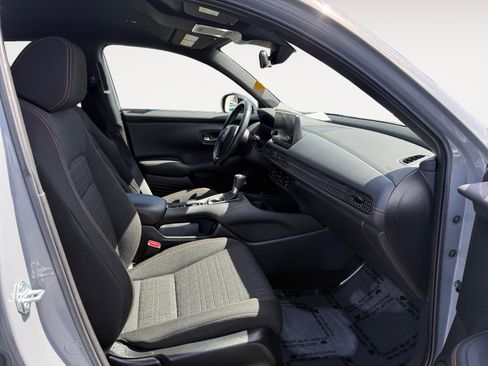 Certified 2024 Honda HR-V Sport image 19