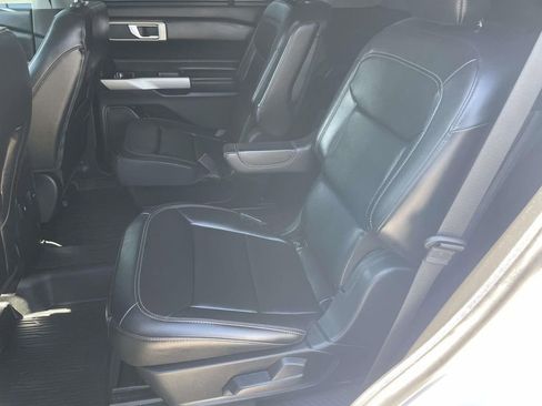 Used 2023 Ford Explorer XLT w/ Equipment Group 202A image 20