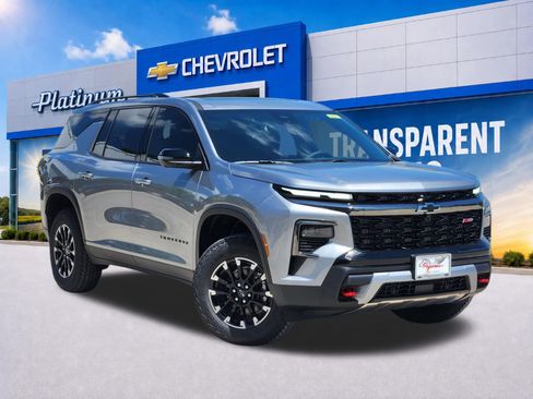 New 2026 Chevrolet Traverse Z71 w/ Driver Confidence Package AWD/4WD image 1