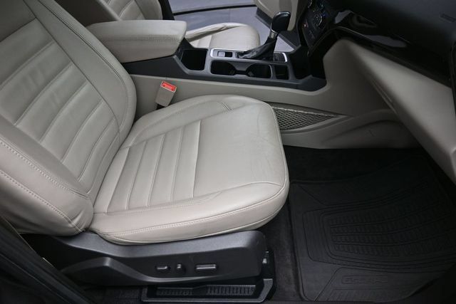 Used 2017 Ford Escape Titanium FWD image 30