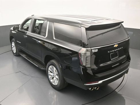 Used 2026 Chevrolet Suburban Premier AWD/4WD image 58