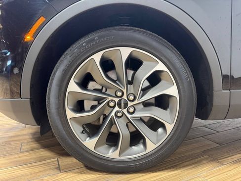 Used 2023 Lincoln Nautilus Reserve w/ Equipment Group 201A AWD/4WD image 10