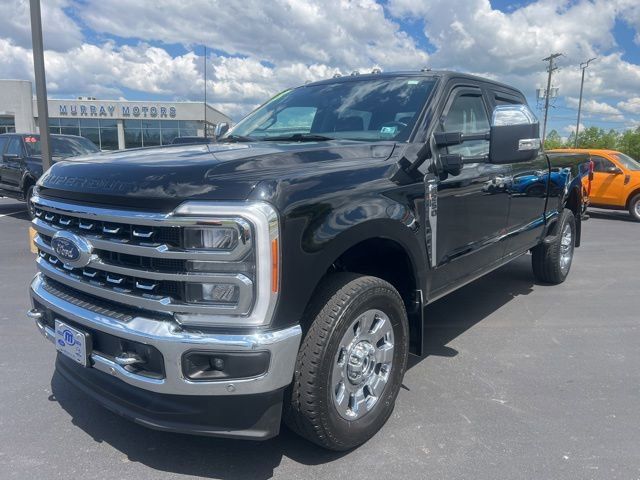 Used 2023 Ford F250 Lariat w/ Lariat Ultimate Package AWD/4WD image 3