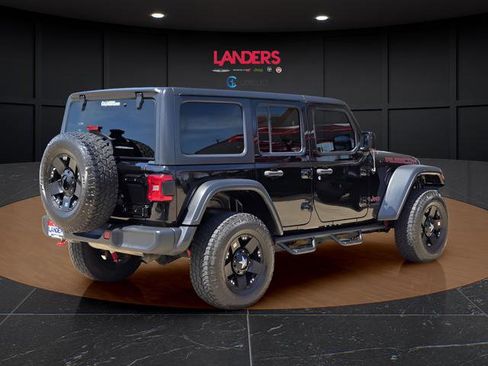 Used 2019 Jeep Wrangler Unlimited Rubicon AWD/4WD image 4