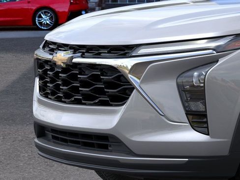 New 2026 Chevrolet Trax LT image 13