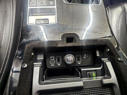 Used 2015 Land Rover Range Rover Autobiography image 29