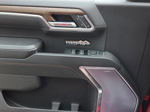 Used 2023 Chevrolet Silverado 1500 High Country w/ Z71 Off-Road Package image 28