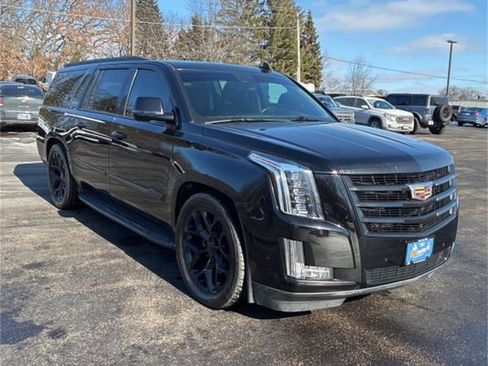 Used 2018 Cadillac Escalade ESV Luxury image 1
