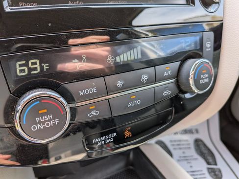 Used 2020 Nissan Rogue Sport SV w/ All-Weather Package AWD/4WD image 50