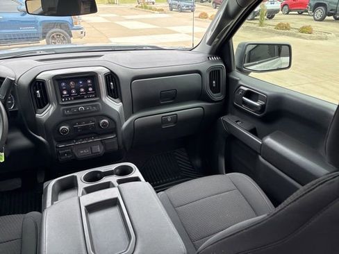 Used 2021 Chevrolet Silverado 1500 Custom Trail Boss w/ Safety Confidence Package AWD/4WD image 23