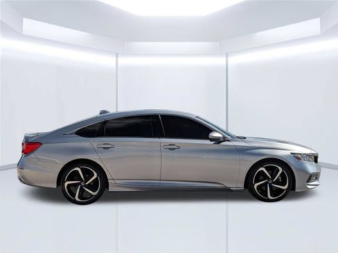 Used 2019 Honda Accord Sport image 7