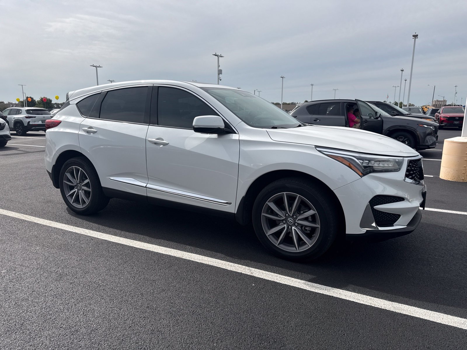 Used 2020 Acura RDX w/ Technology Package FWD image 12