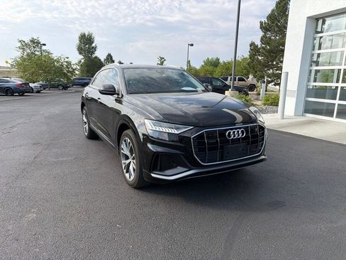 Used 2023 Audi Q8 Premium Plus AWD/4WD image 7