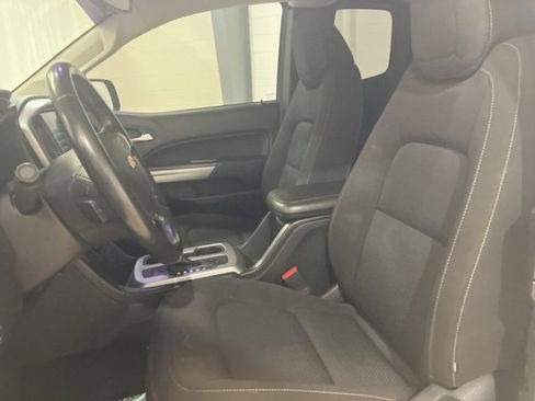 Used 2018 Chevrolet Colorado LT image 11