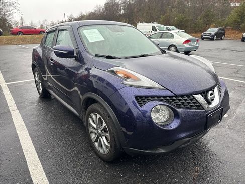 Used 2015 Nissan Juke S image 1