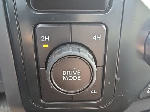 Used 2025 Ford F150 XLT w/ Equipment Group 301A Standard AWD/4WD image 15