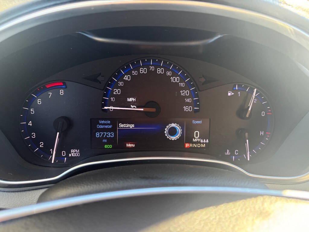 Used 2014 Cadillac SRX Luxury w/ Driver Awareness Package FWD image 16