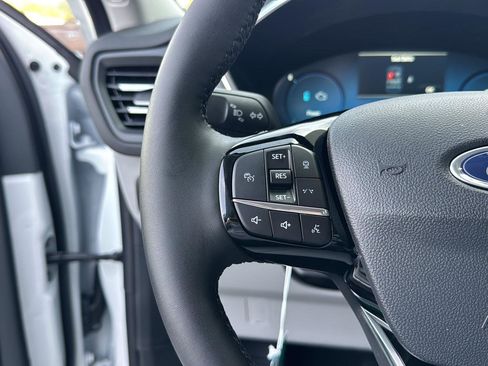 New 2026 Ford Escape SE w/ PHEV Premium Package image 26