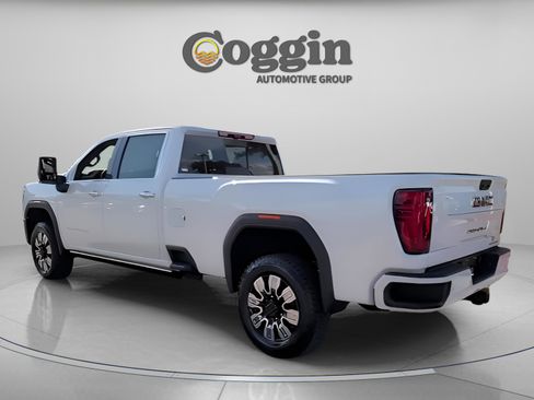 New 2026 GMC Sierra 3500 Denali w/ Denali Reserve Package image 7