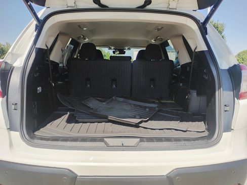 Used 2023 Subaru Ascent Premium w/ Convenience Package AWD/4WD image 19