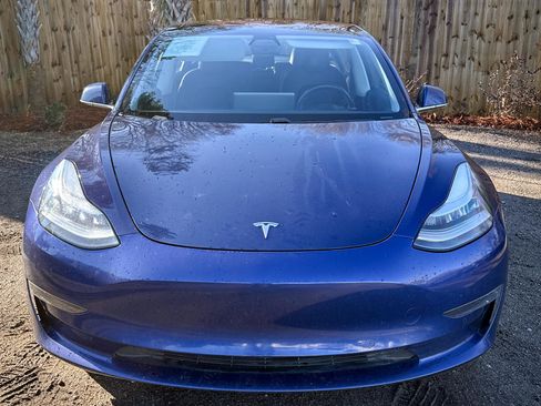 Used 2018 Tesla Model 3 Long Range image 17