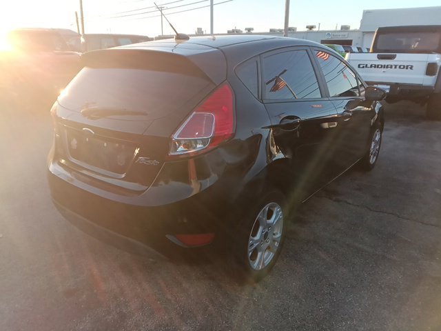 Used 2016 Ford Fiesta SE FWD image 4